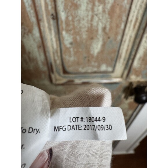 Dear Little One Photo Swaddle True By Kelly Rae Roberts Measures 50”x48” Cream - Picture 9 of 9